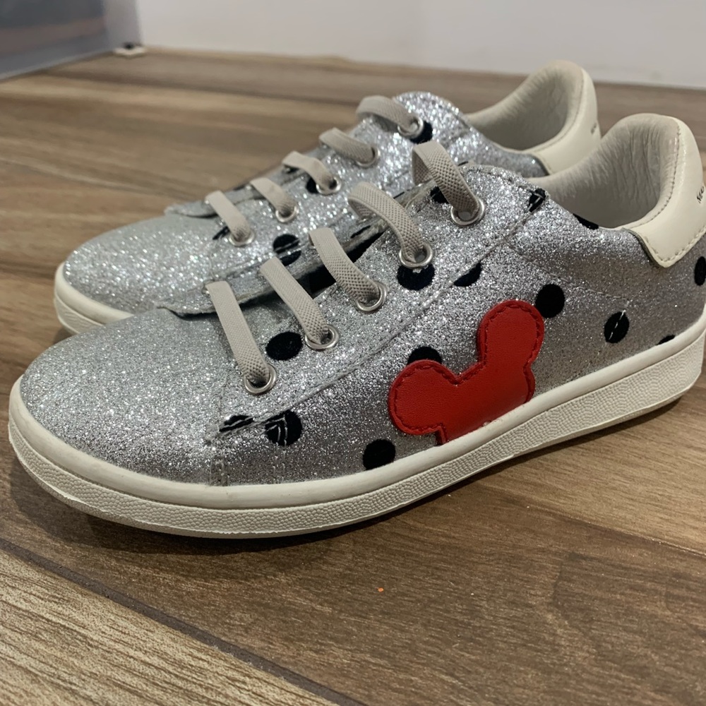 Master of Arts Disney size 12